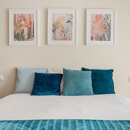 Joivy Stylish City Centre Flat With Parking Maía Eksteriør billede