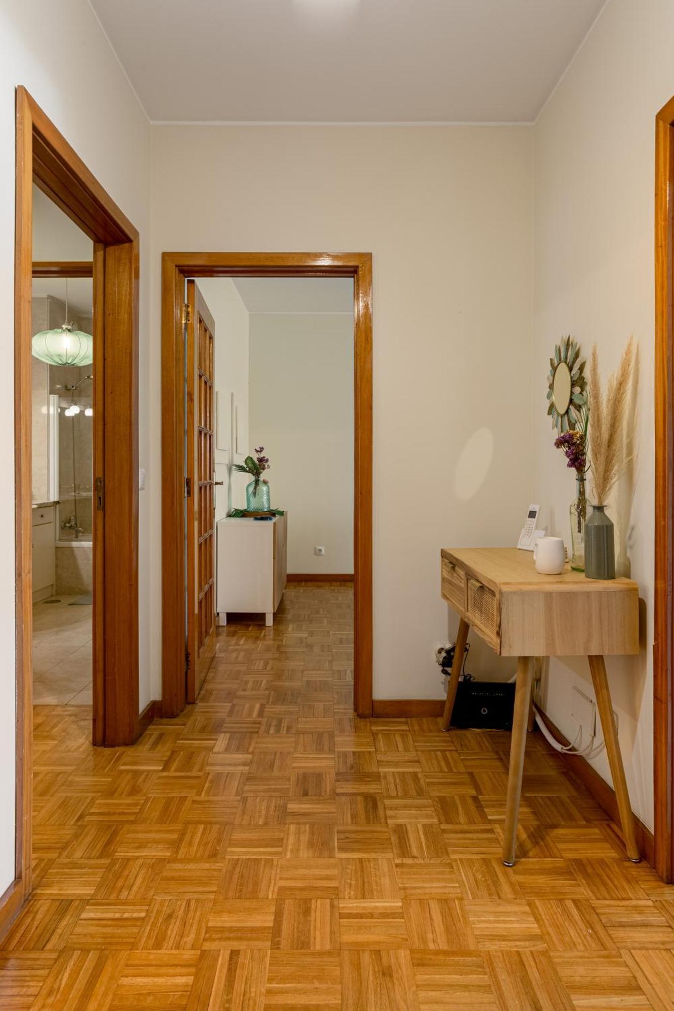 Joivy Stylish City Centre Flat With Parking Maía Eksteriør billede